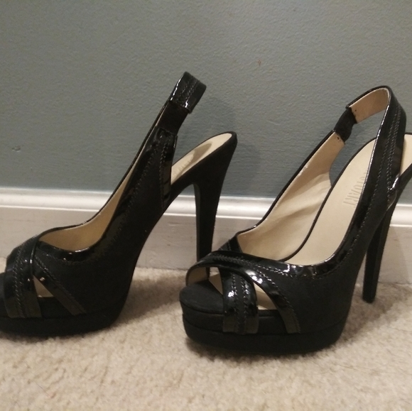 Colin Stuart Black Suede & Patent Leather Sling Heels | Size 6 - Picture 4 of 12